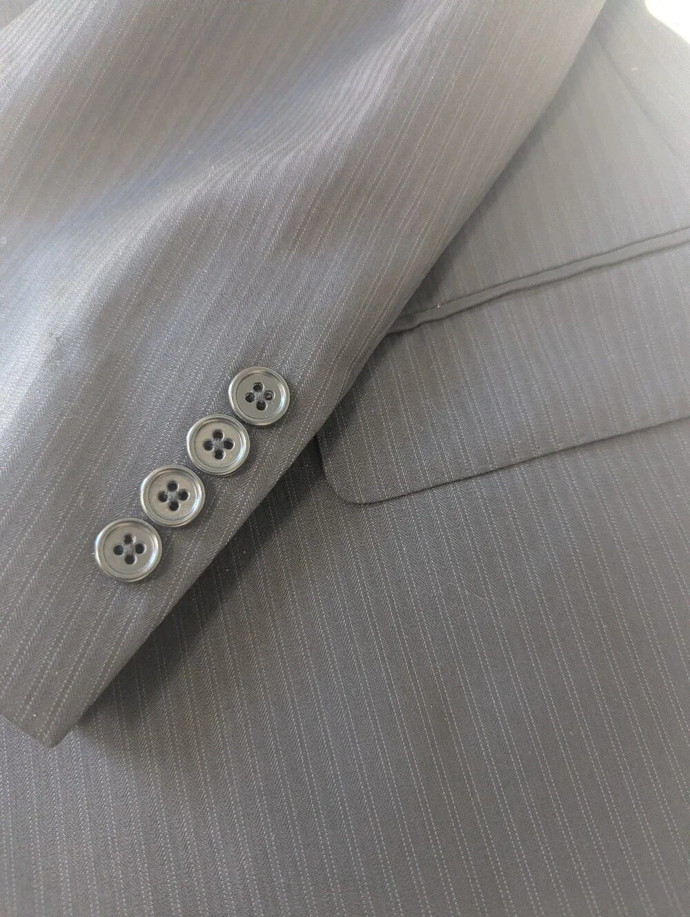 Tallia black pinstripe suit set /Joseph Abboud white dress shirt 46R Tailored